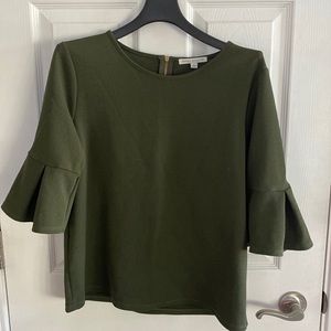 Women’s size large olive green envelope blouse with back gold zipper